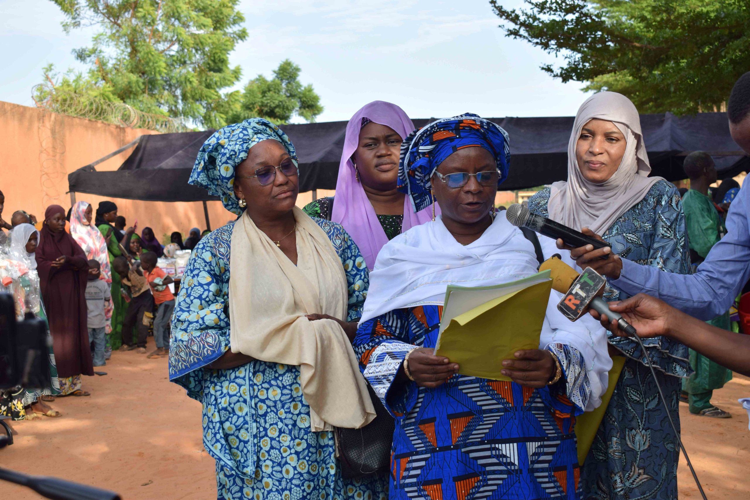 Remise de diplômes au Centre Daroul Iklasse : la CADEV Niger accompagne l’insertion des jeunes filles à travers le programme PARCAN