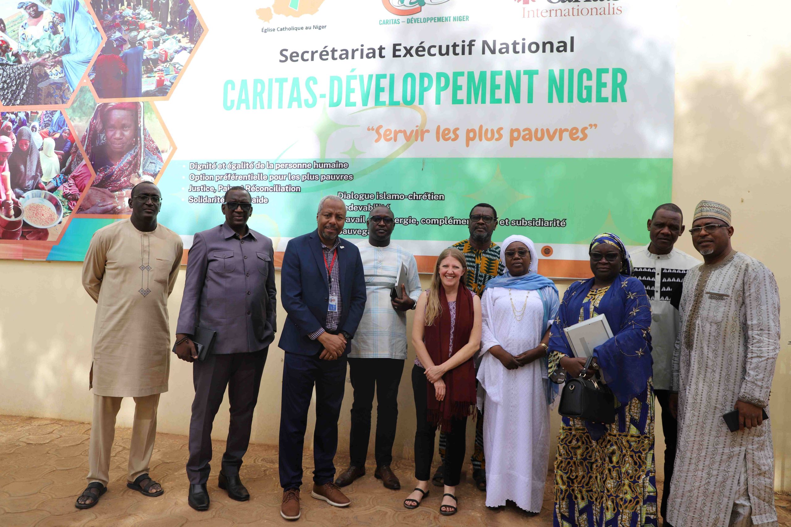 Visite du directeur régionale de CRS à la CADEV Niger